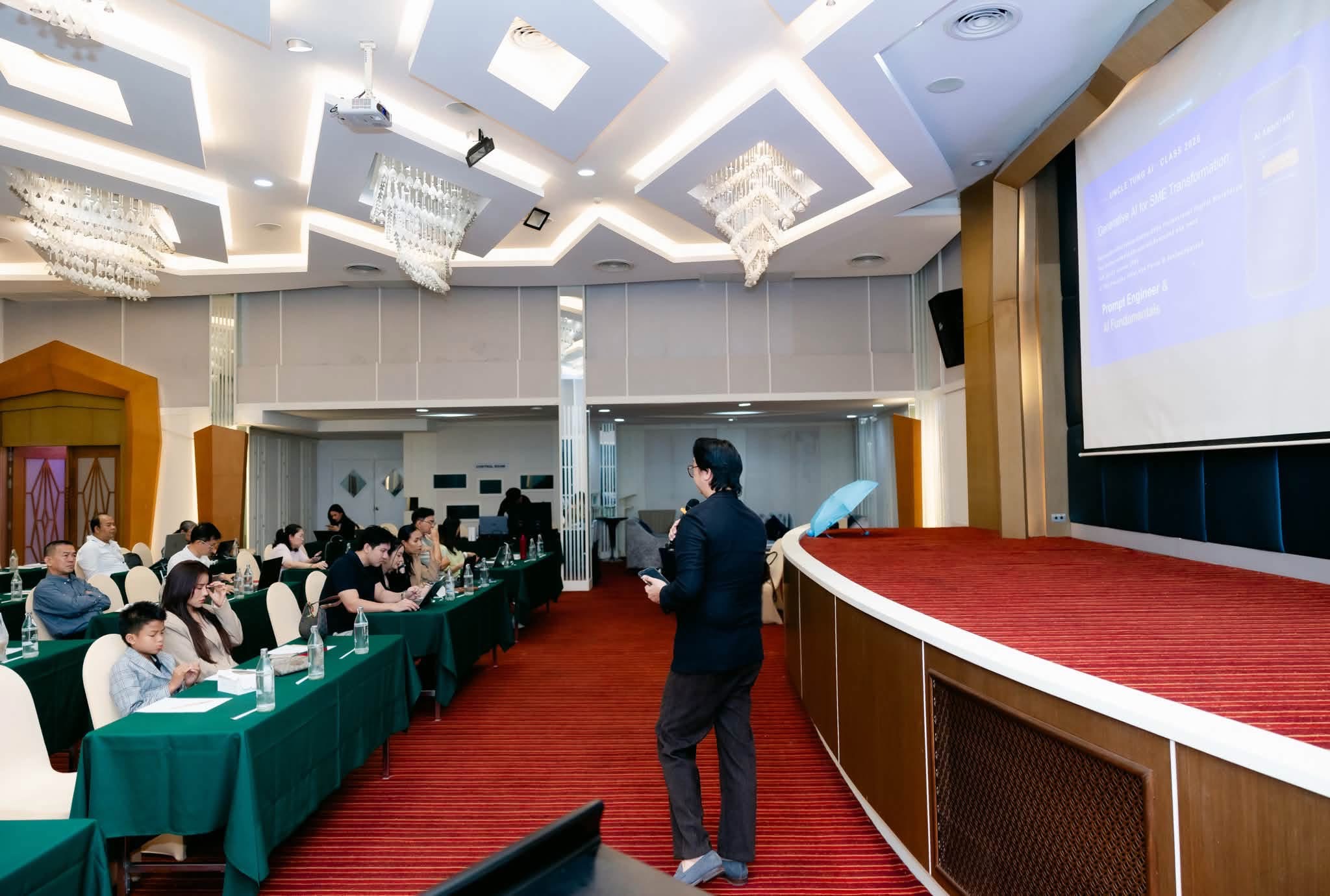 สัมมนา Generative AI for SME Transformation ในบอลรูมโรงแรม
